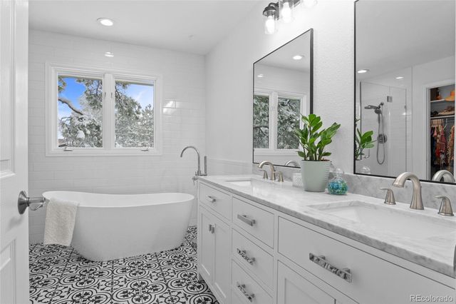 6019 Belmont Way, Parker, CO 80134