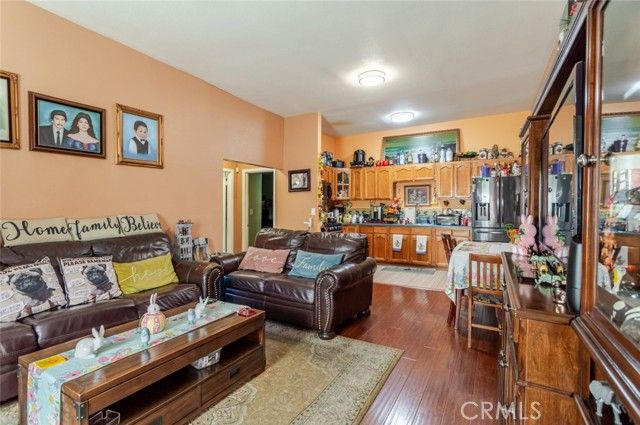 1415 Arapahoe Street, Los Angeles, CA 90006