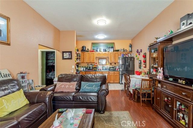 1415 Arapahoe Street, Los Angeles, CA 90006