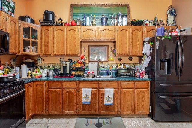 1415 Arapahoe Street, Los Angeles, CA 90006