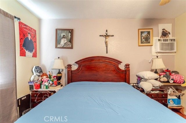 1415 Arapahoe Street, Los Angeles, CA 90006