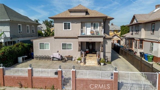 1415 Arapahoe Street, Los Angeles, CA 90006