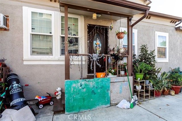 1415 Arapahoe Street, Los Angeles, CA 90006