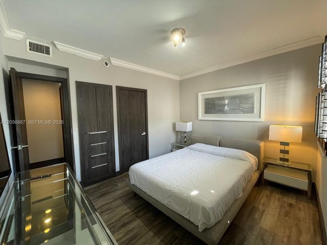 610 8th Street 101, Miami Beach, FL 33139