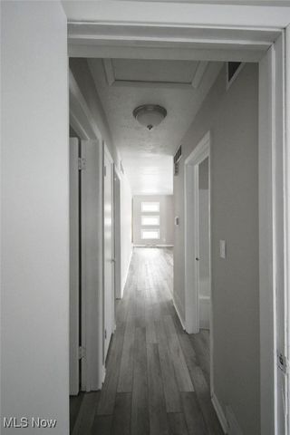 2426 Montgomery Avenue NW, Warren, OH 44485