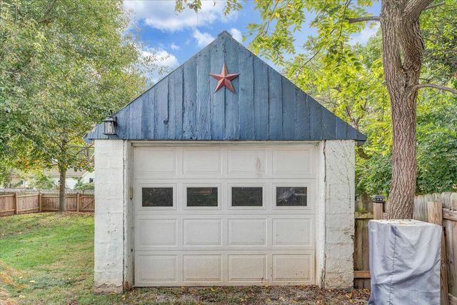 219 Academy ST, Salem, VA 24153