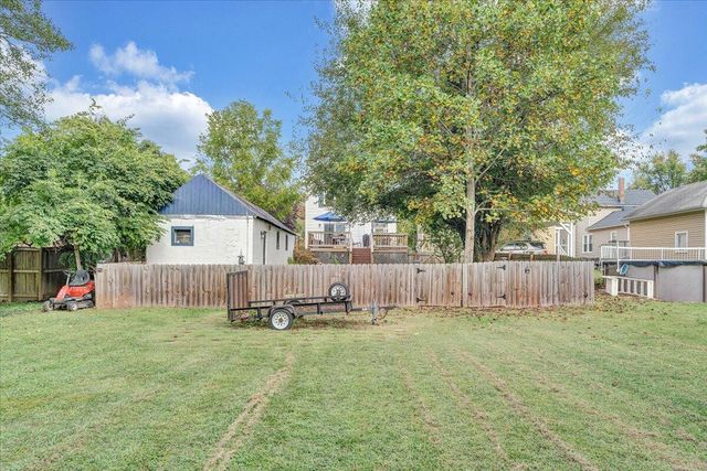 219 Academy ST, Salem, VA 24153