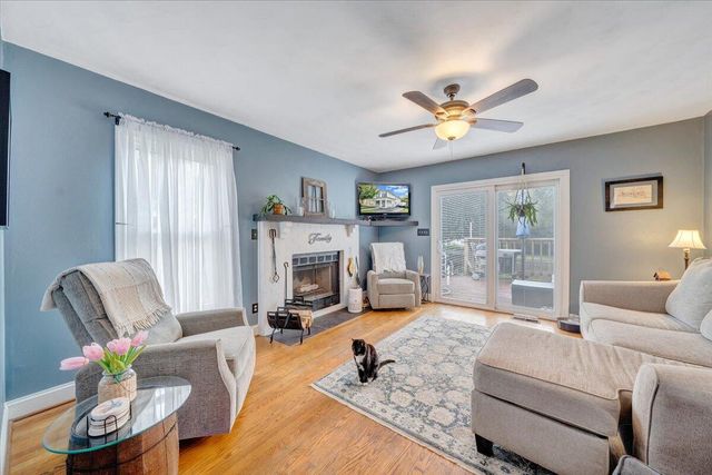 219 Academy ST, Salem, VA 24153