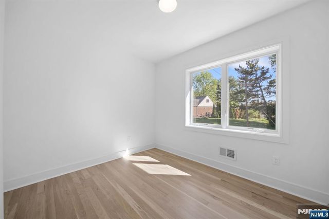 33-17 Southern Drive, Fair Lawn, NJ 07410