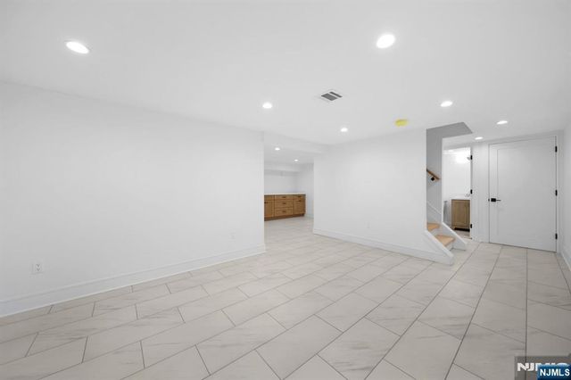 33-17 Southern Drive, Fair Lawn, NJ 07410