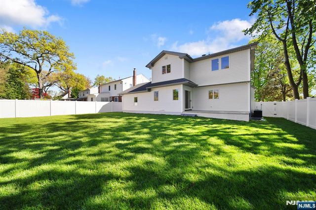 33-17 Southern Drive, Fair Lawn, NJ 07410