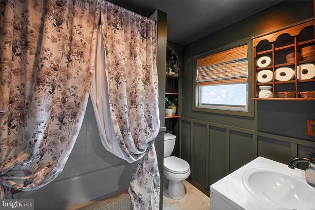 1268 VALLEY RD, Coatesville, PA 19320