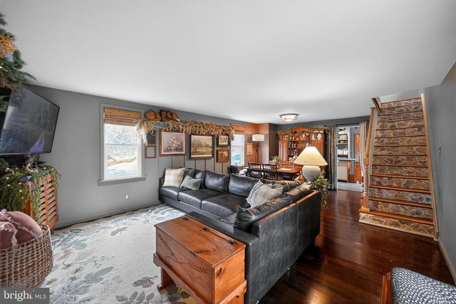 1268 VALLEY RD, Coatesville, PA 19320