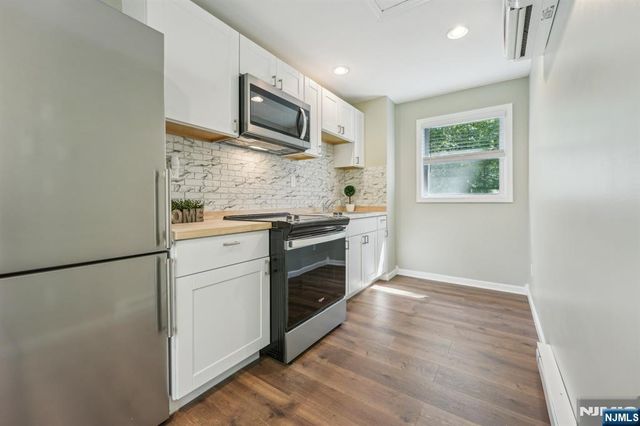 57 Riverlawn Drive, Wayne, NJ 07470