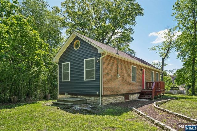 57 Riverlawn Drive, Wayne, NJ 07470