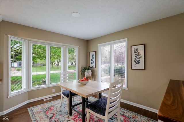 315 Rockwell Court, Zionsville, IN 46077