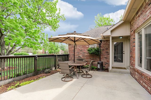 315 Rockwell Court, Zionsville, IN 46077