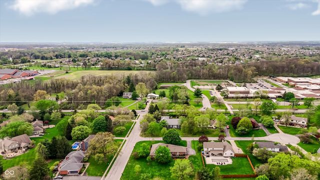 315 Rockwell Court, Zionsville, IN 46077