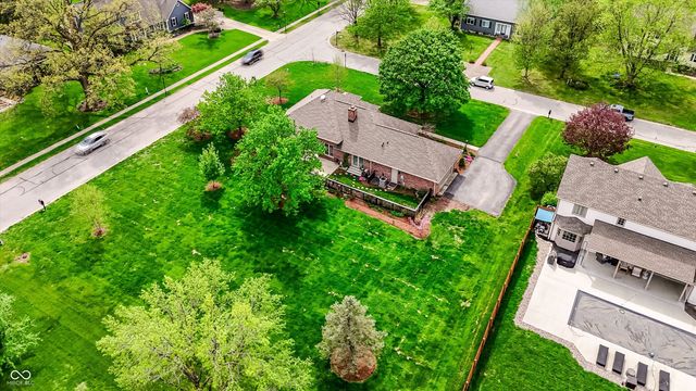 315 Rockwell Court, Zionsville, IN 46077