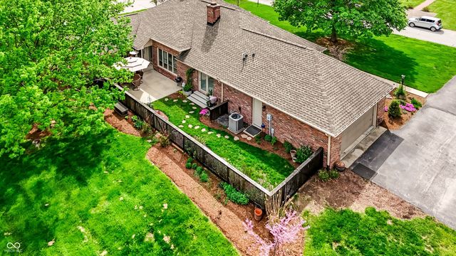 315 Rockwell Court, Zionsville, IN 46077