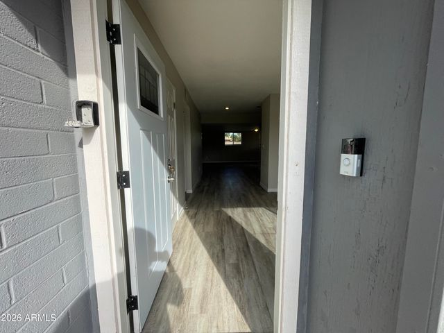 2128 W HARTFORD Avenue, Phoenix, AZ 85023