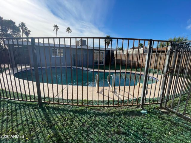 2128 W HARTFORD Avenue, Phoenix, AZ 85023