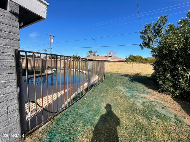 2128 W HARTFORD Avenue, Phoenix, AZ 85023