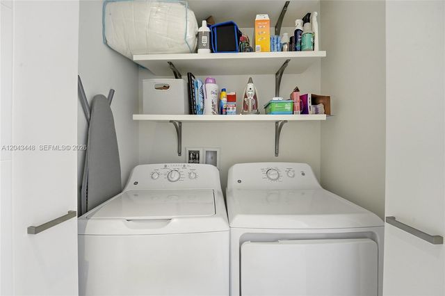 301 Altara Ave UPH1005, Coral Gables, FL 33146