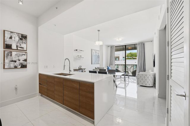 301 Altara Ave UPH1005, Coral Gables, FL 33146