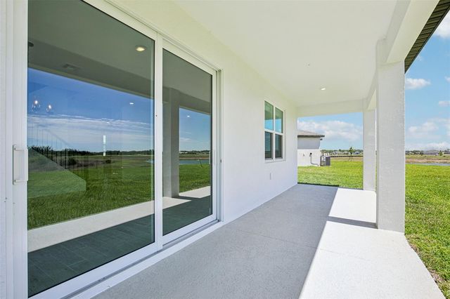 176 SHADY EDGE LOOP, Nokomis, FL 34275