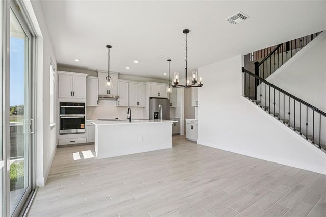 176 SHADY EDGE LOOP, Nokomis, FL 34275