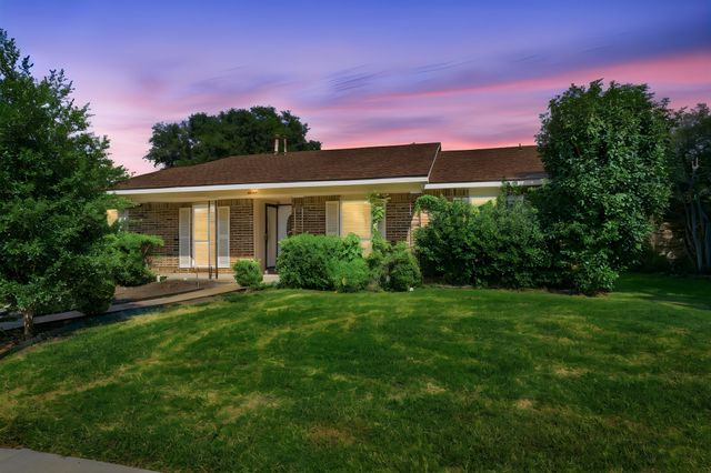3138 Barton Road, Carrollton, TX 75007