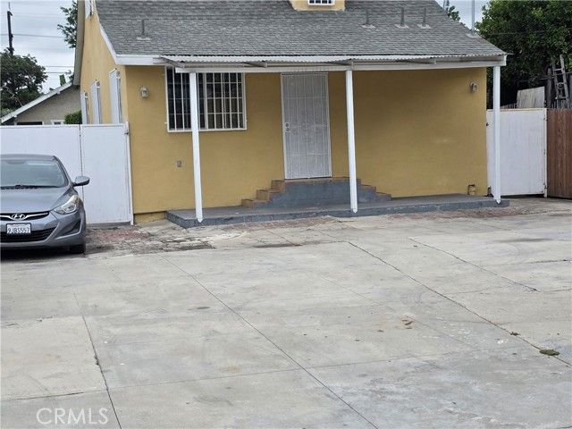 123 E Gage Avenue, Los Angeles, CA 90003