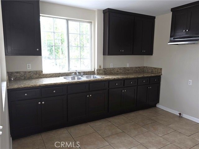 123 E Gage Avenue, Los Angeles, CA 90003