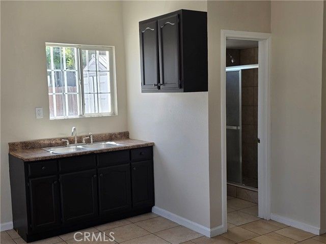 123 E Gage Avenue, Los Angeles, CA 90003