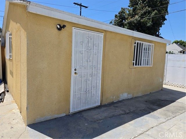 123 E Gage Avenue, Los Angeles, CA 90003