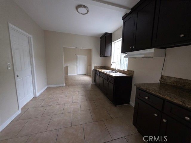 123 E Gage Avenue, Los Angeles, CA 90003