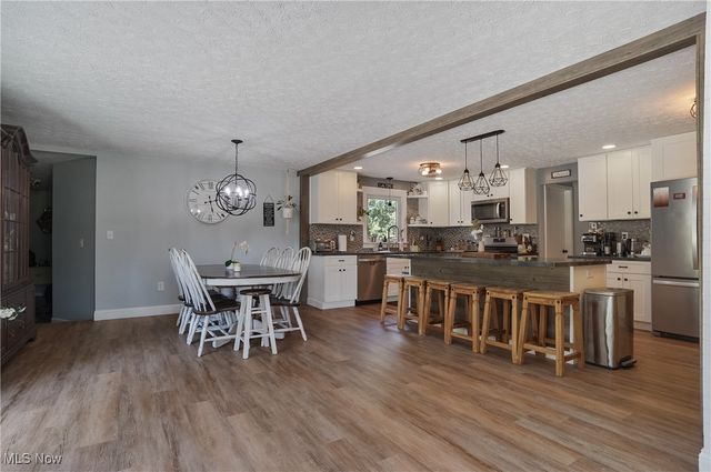 3241 Grill Road, New Franklin, OH 44216