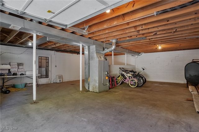 3241 Grill Road, New Franklin, OH 44216