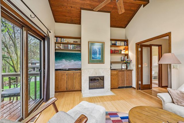 10905 34th Avenue N, Plymouth, MN 55441