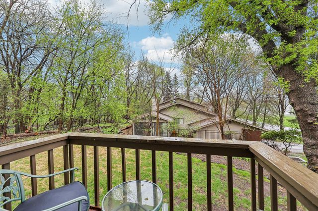 10905 34th Avenue N, Plymouth, MN 55441