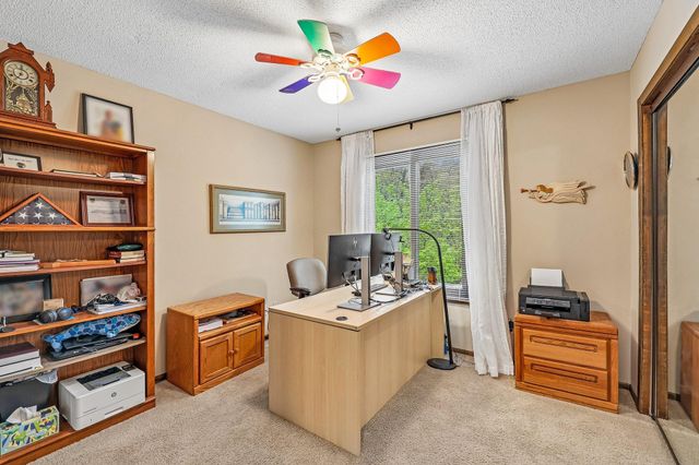 10905 34th Avenue N, Plymouth, MN 55441