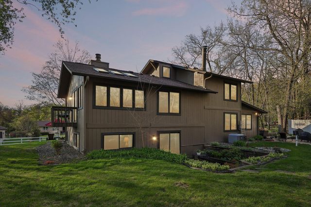 10905 34th Avenue N, Plymouth, MN 55441