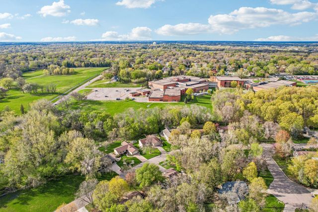 10905 34th Avenue N, Plymouth, MN 55441