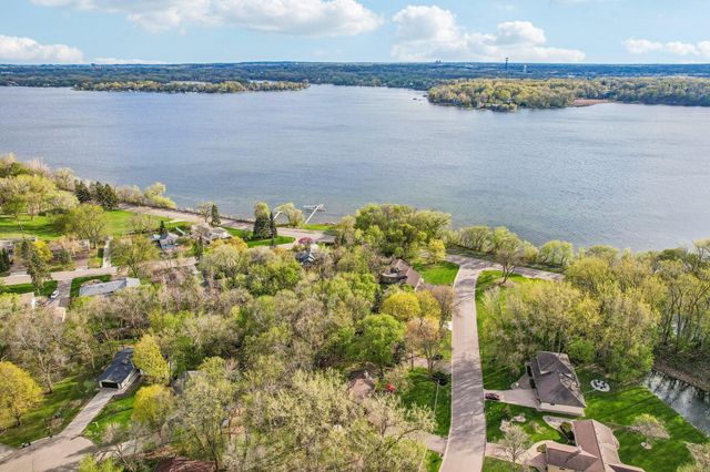 10905 34th Avenue N, Plymouth, MN 55441