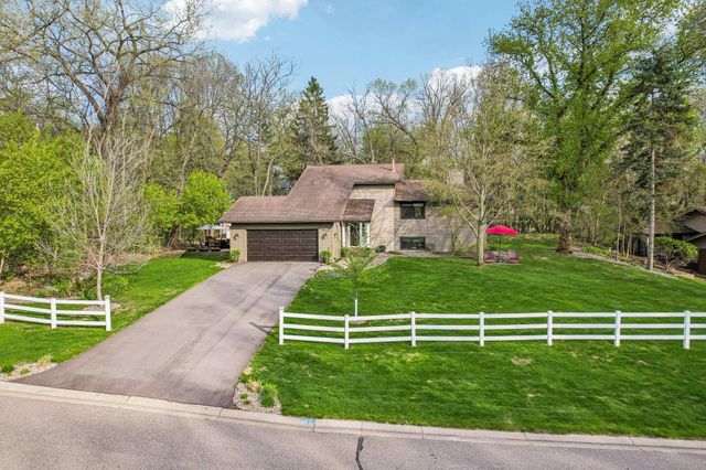 10905 34th Avenue N, Plymouth, MN 55441