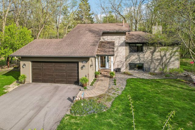 10905 34th Avenue N, Plymouth, MN 55441