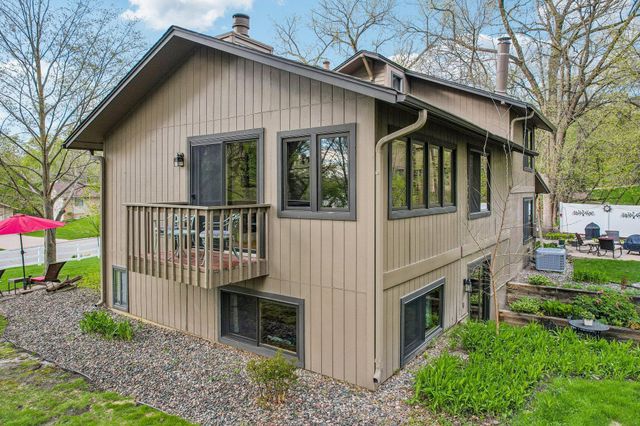 10905 34th Avenue N, Plymouth, MN 55441