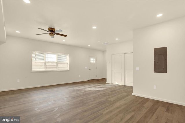 15 N 2ND ST, Steelton, PA 17113