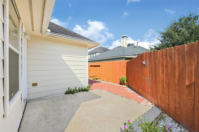 12943 Palm Leaf Court, Houston, TX 77044